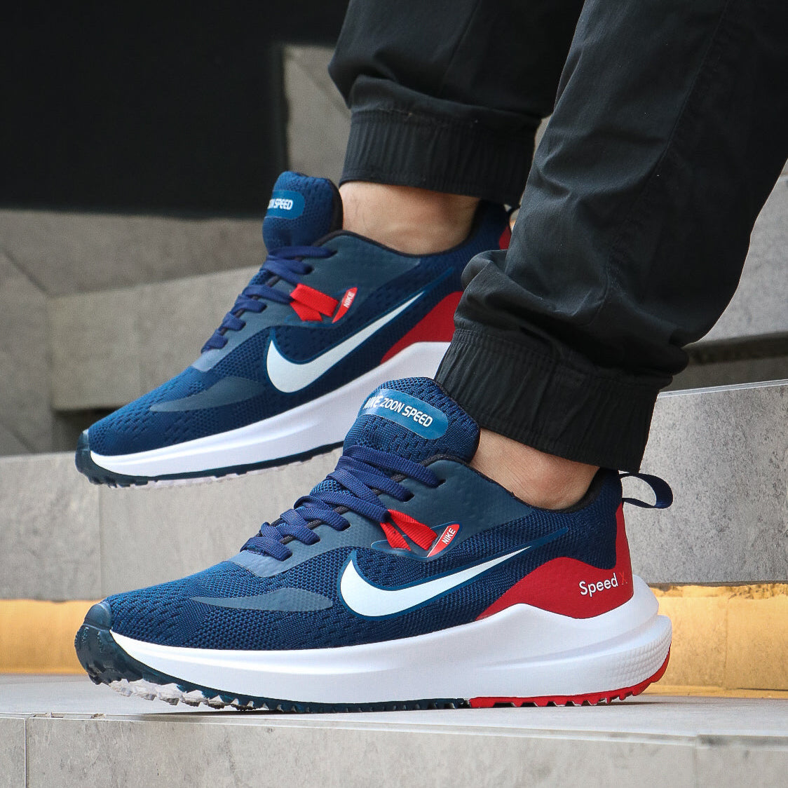 NIKE SPEED 713