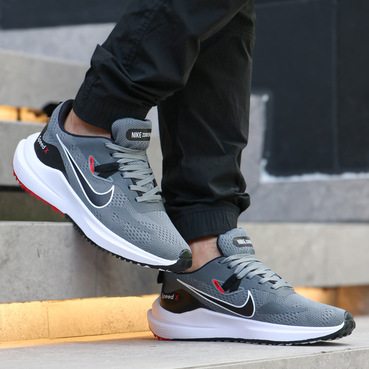 NIKE SPEED 713