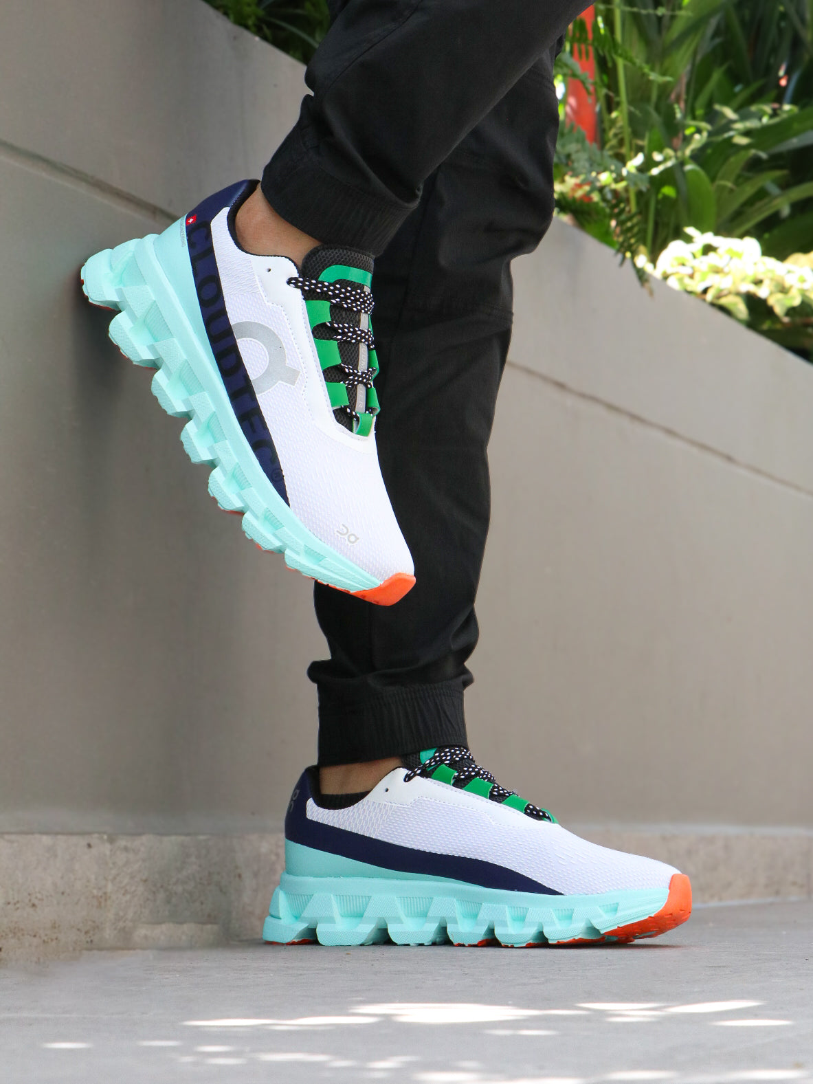 Tenis Deportivos OnCloud